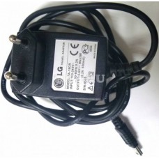 SSAD0007869 (Оригинальное зарядное устройство для мобильных телефонов LG)